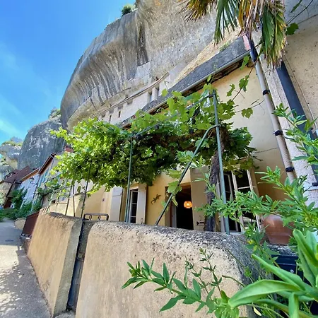 Casa vacanze Maison Troglodyte Aux Eyzies Périgord Les Eyzies