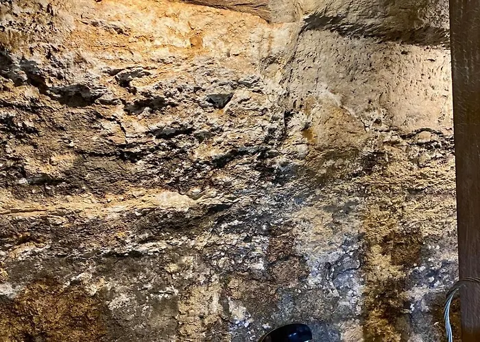 La Lezardiere Maison Troglodyte Aux Eyzies Perigord * Les Eyzies